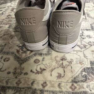 Nike Men’s Low-Top Sneakers in Light Taupe and White